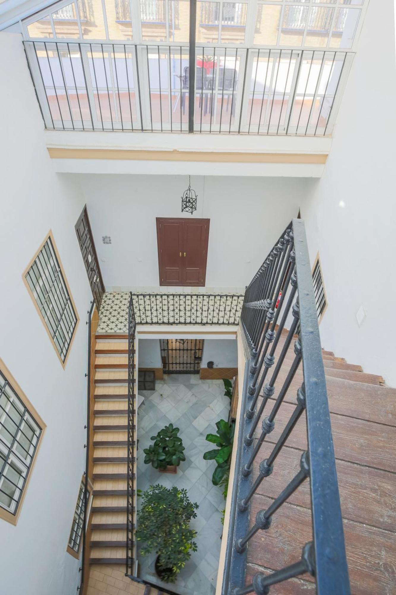 Descubrehome Santa Cruz Private Terrace With Giralda Views Seville Exterior photo